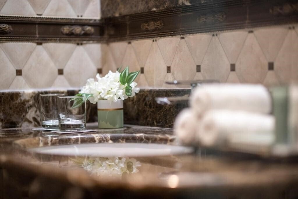 Фотографія La Maison Hotel Doha 4*