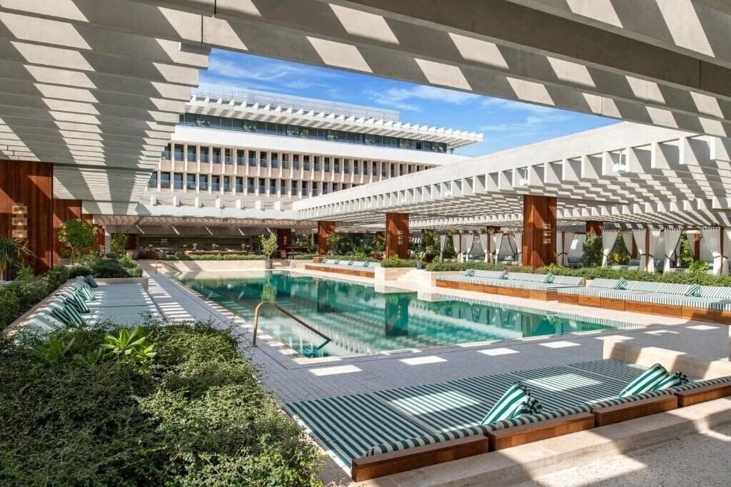 Готель The Ned 5*