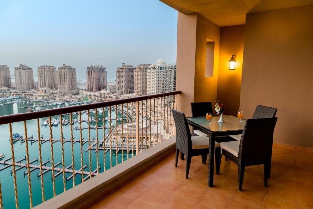 Готель Sedra Arjaan By Rotana 4*