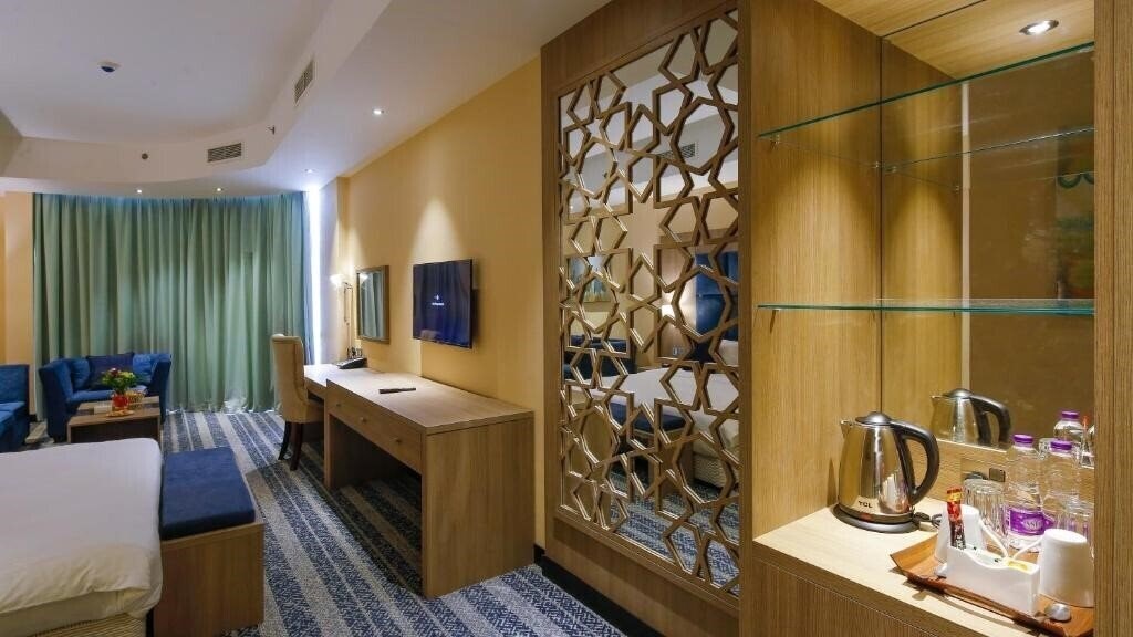 Фотографія The Castle Premium Hotel 3*