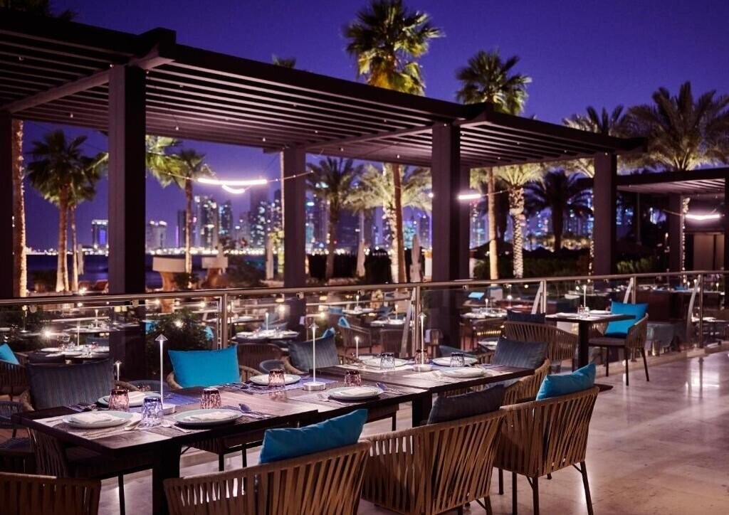 Фотографія Intercontinental Doha Beach & Spa, An Ihg Hotel 5*