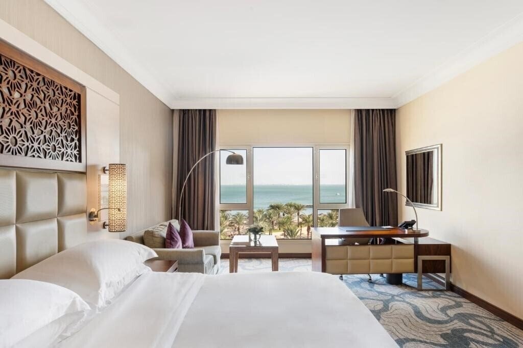 Фотографія Intercontinental Doha Beach & SPA, An IHG Hotel 5*