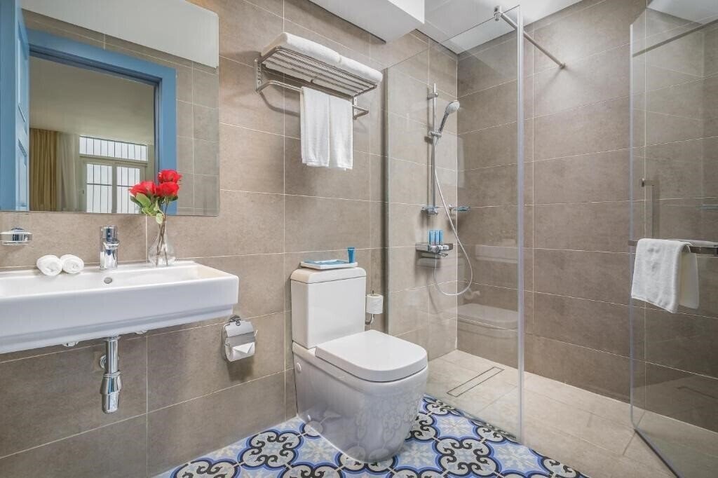 Фотографія Central Inn Souq Waqif 3*