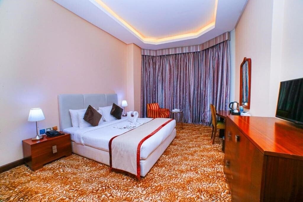 Фото Green Garden Hotel 3*