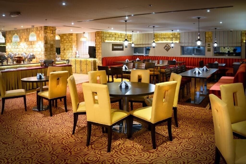 Картинка Golden Ocean Hotel 3*