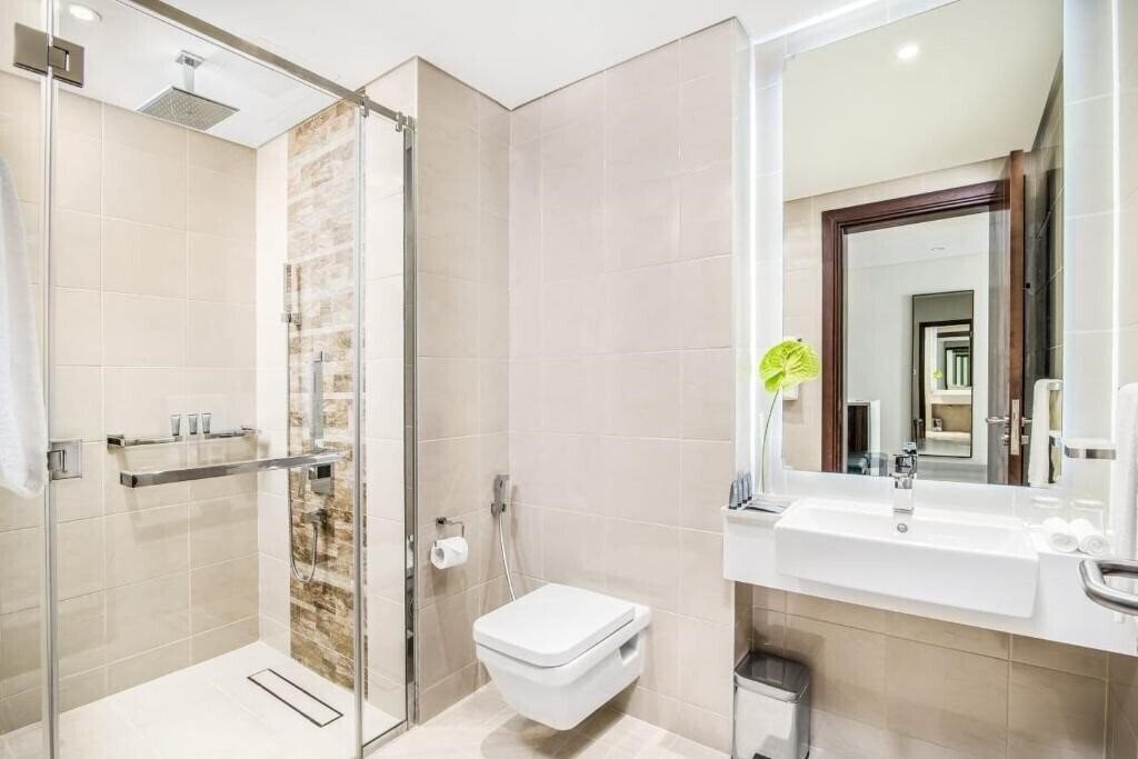 Фотографія Central Inn Hotel & Suites Al Sadd Doha Qatar 5*