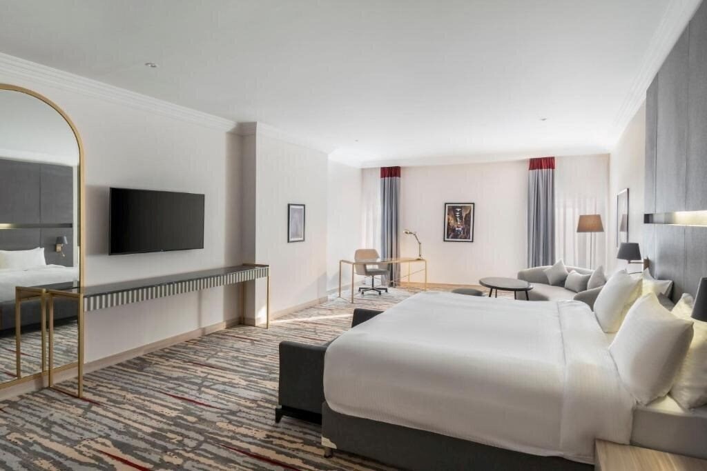 Фото Ramada Doha Old Town 4*