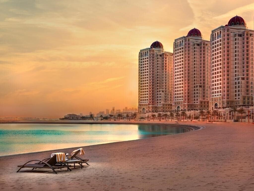 Готель Retaj Baywalk Residence 4*