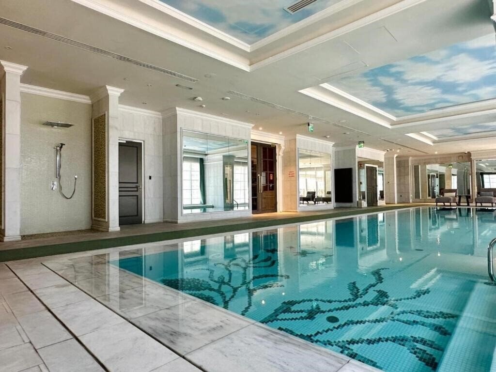 Фотографія Westpac Hotel & Suites 4*