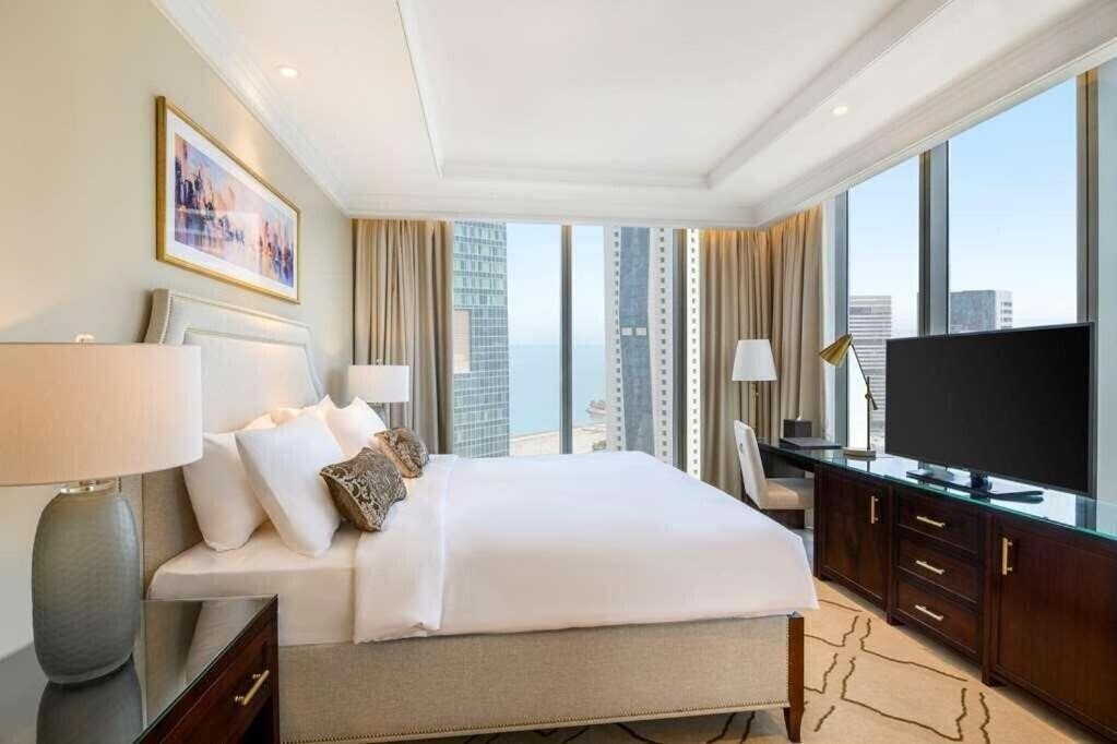 Картинка Westpac Hotel & Suites 4*