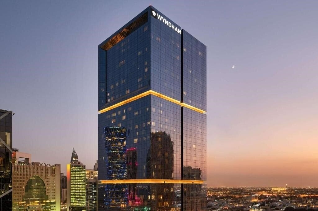 Отель Wyndham Doha West Bay 5*
