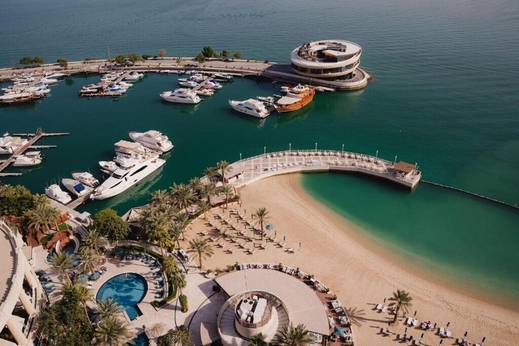Зображення Four Seasons 5*