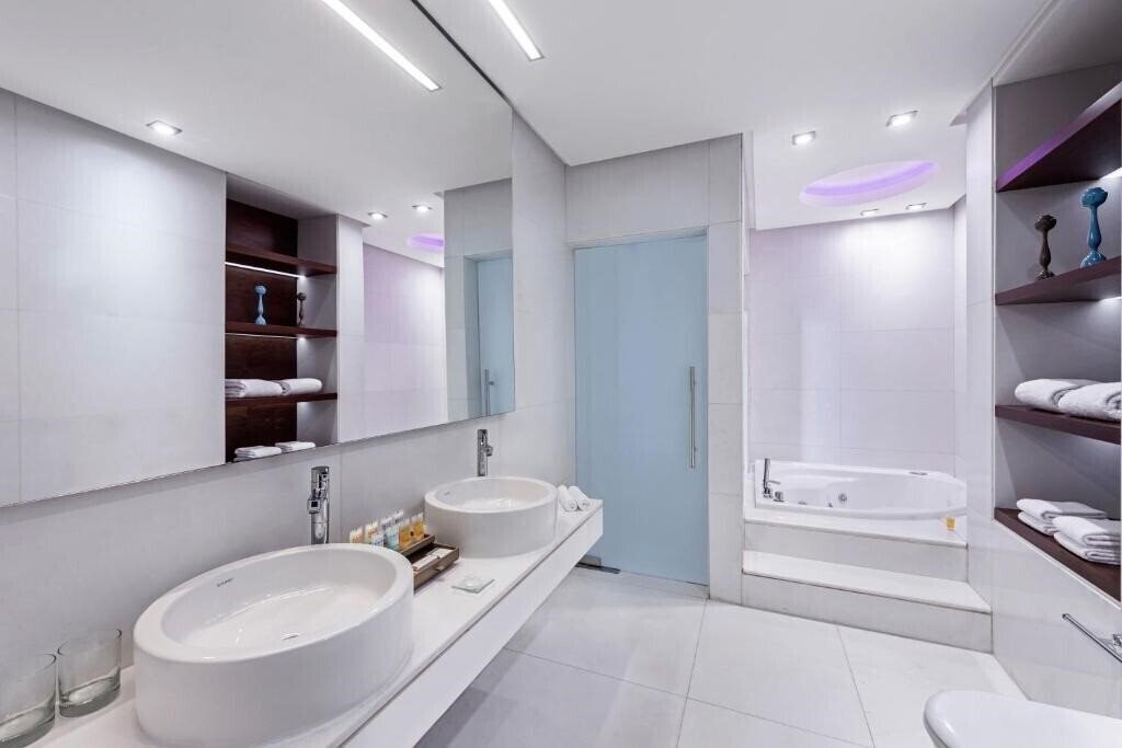Зображення Four Points by Sheraton Doha 4*