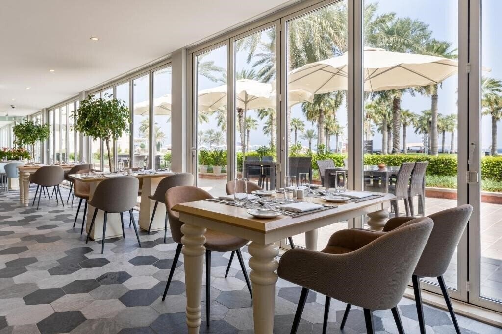 Фотография Sealine Beach Resort 5*