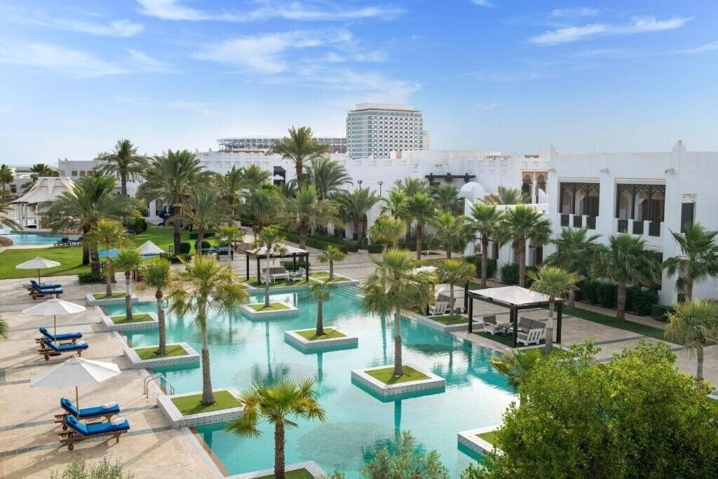 Готель The Ritz Carlton Sharq Village Doha 5*