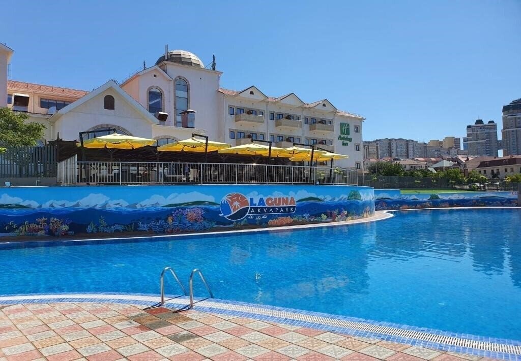 Готель Holiday Inn Aktau Seaside 4*
