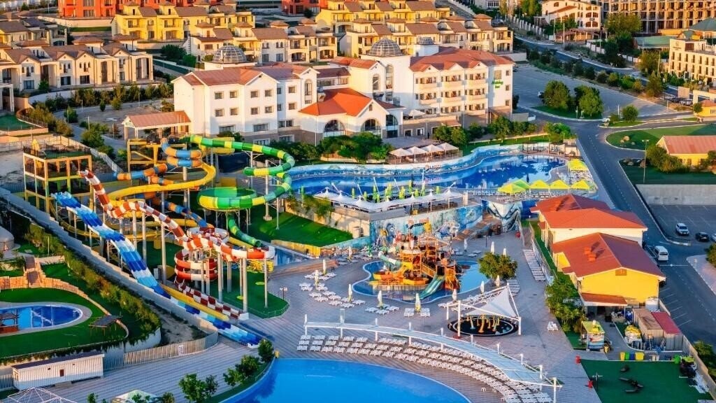 Фото Holiday Inn Aktau Seaside 4*