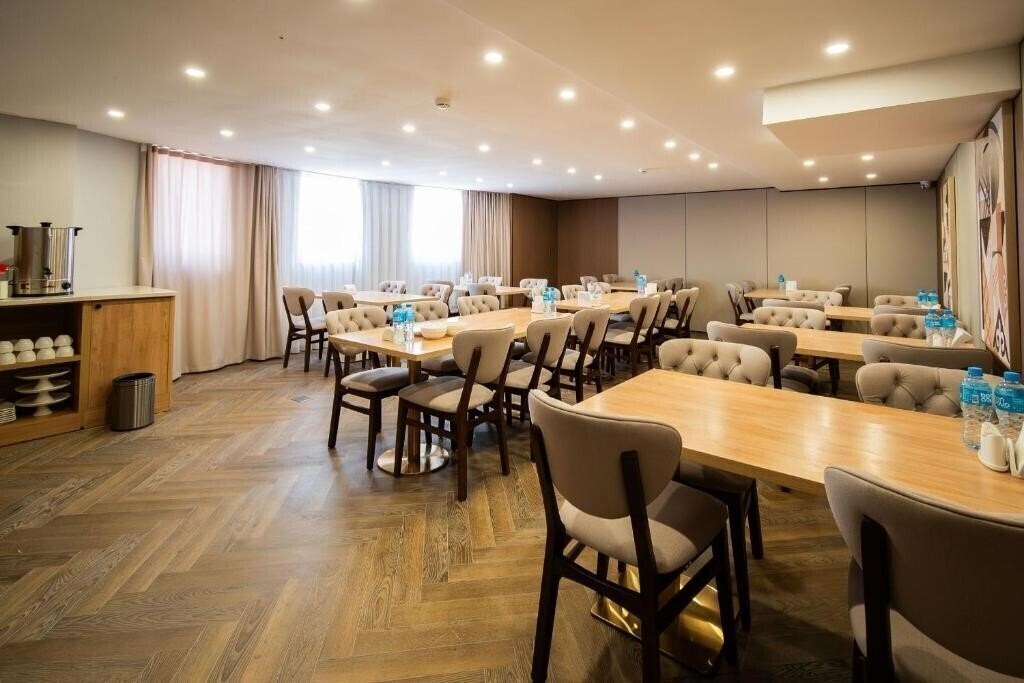 Фотографія Ustyurt Boutique Hotel 4*