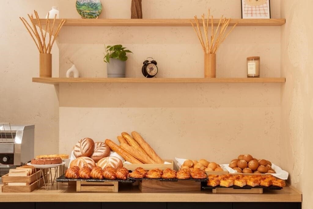 Фотография Holiday Inn Almaty 3*