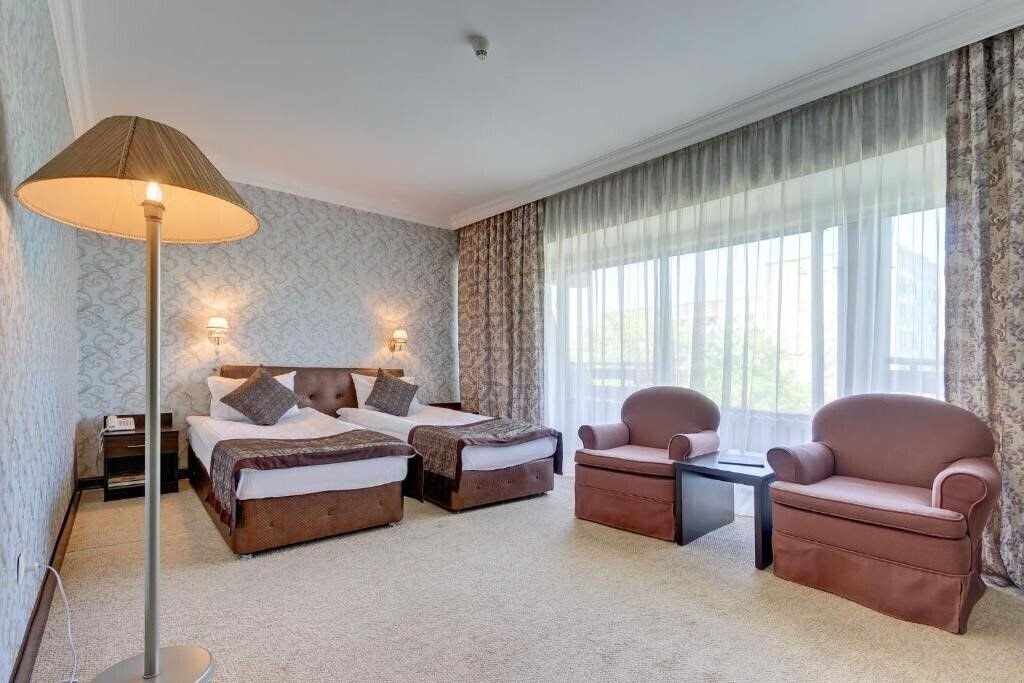 Фото Premier Alatau 3*