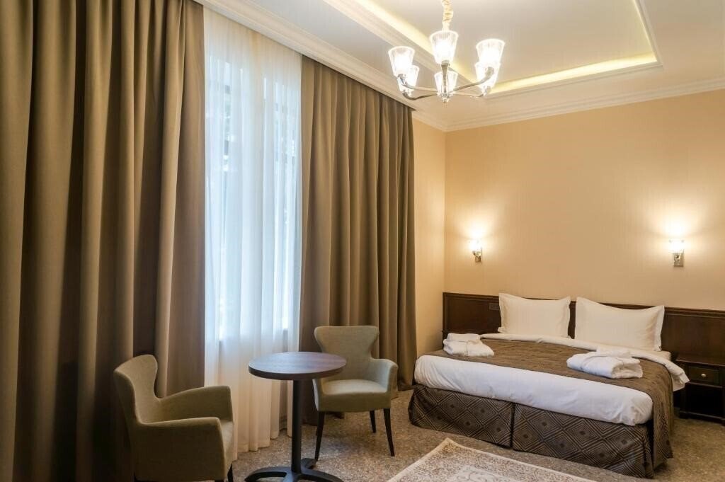 Готель Royal Plus Hotel 3*