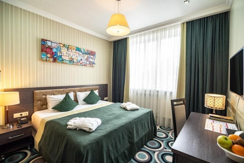 Фото Mildom Hotel 3*