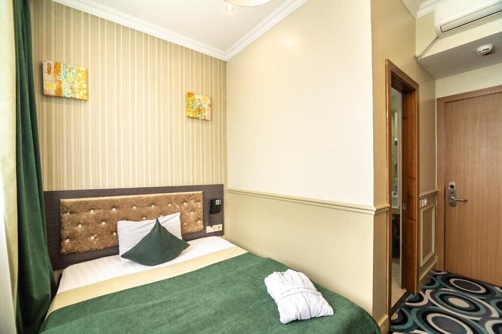 Фотография Mildom Hotel 3*