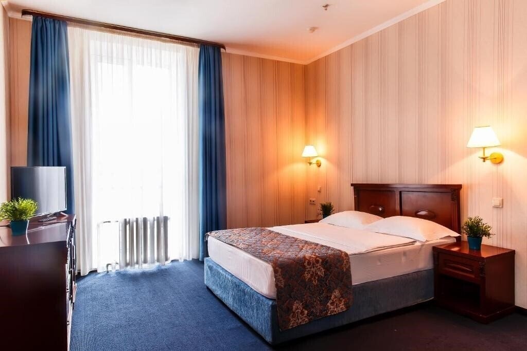 Фото Tengri Hotel 3*