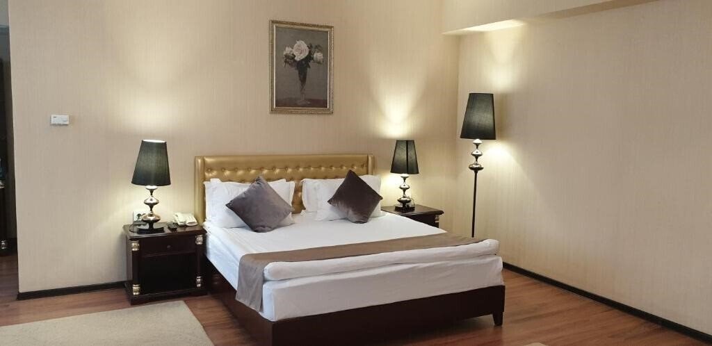 Готель Reikartz Park Astana 4*