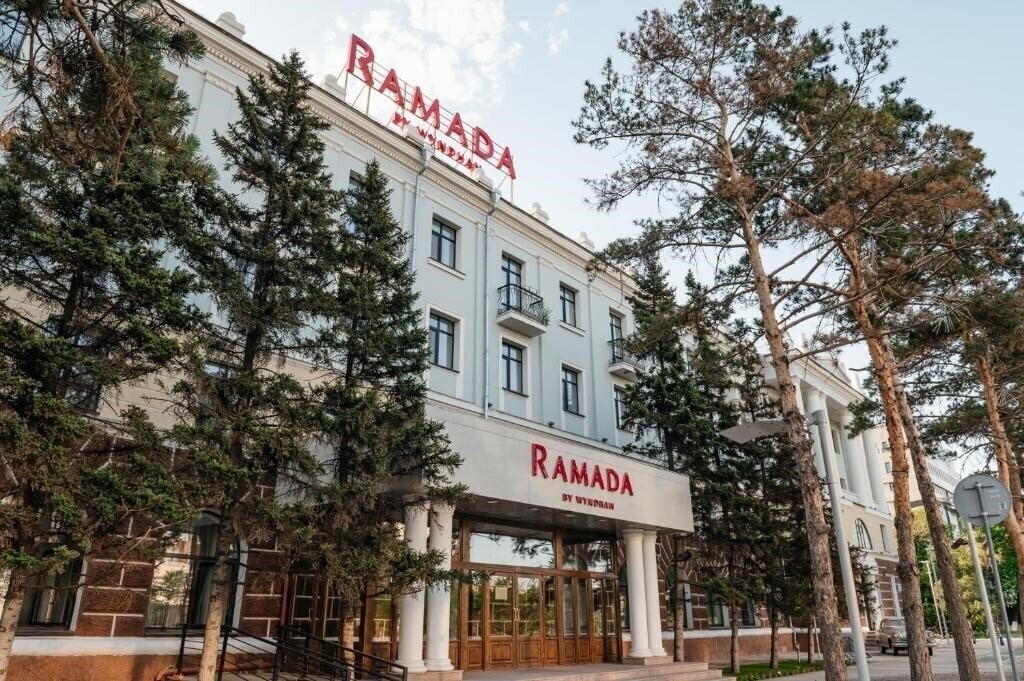 Фото Ramada By Wyndham Astana 4*