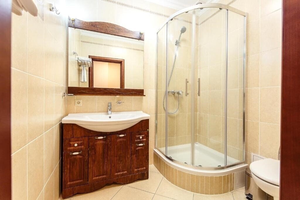 Фото Alanda Hotel & Apartments 4*