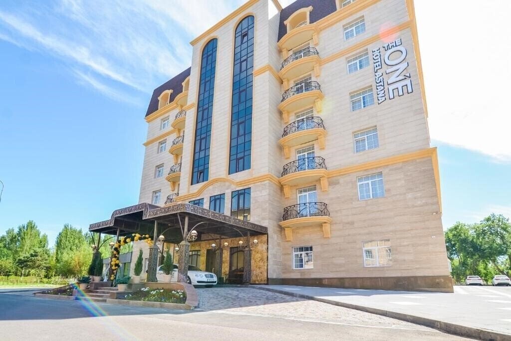 Готель The One Hotel 4*