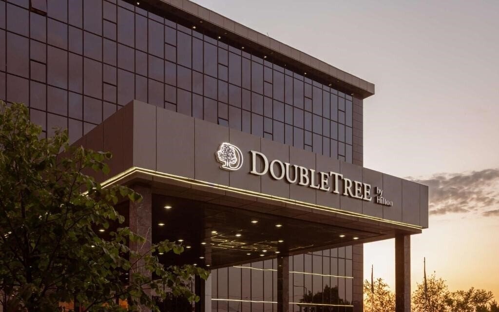 Готель Doubletree By Hilton Shymkent 4*