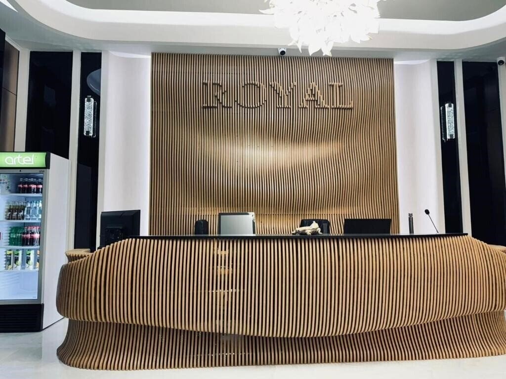 Картинка Royal 2*