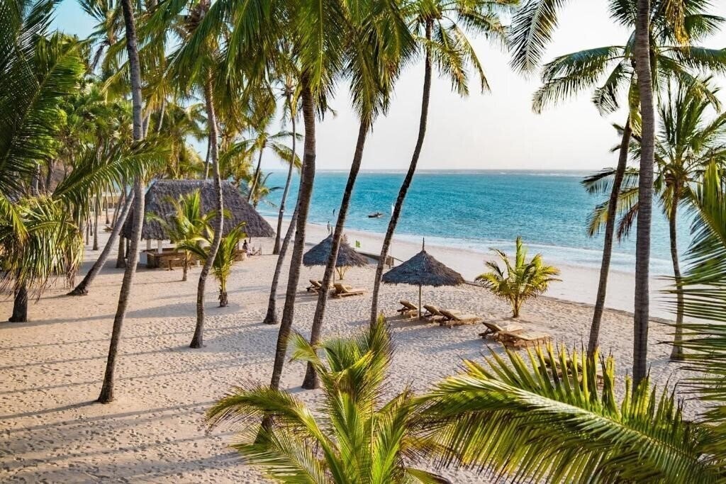 Фотографія Diamonds Malindi Beach 5*