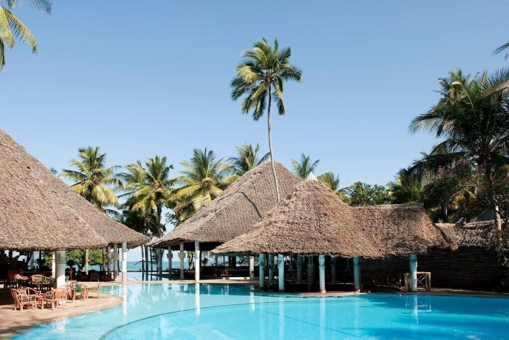 Отель Neptune Village Beach Resort & SPA 4*