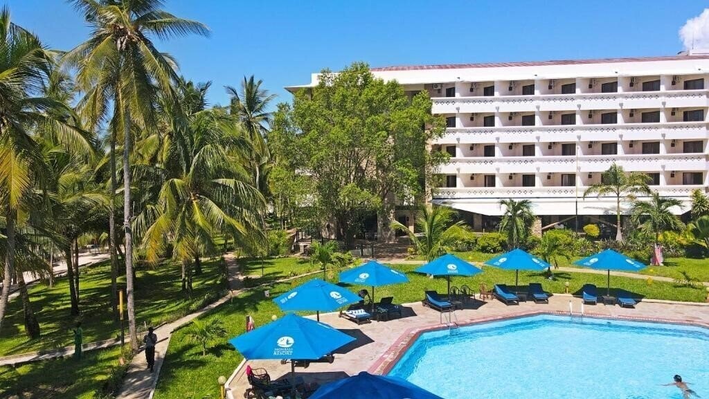 Фото Continental Beach Resort 4*