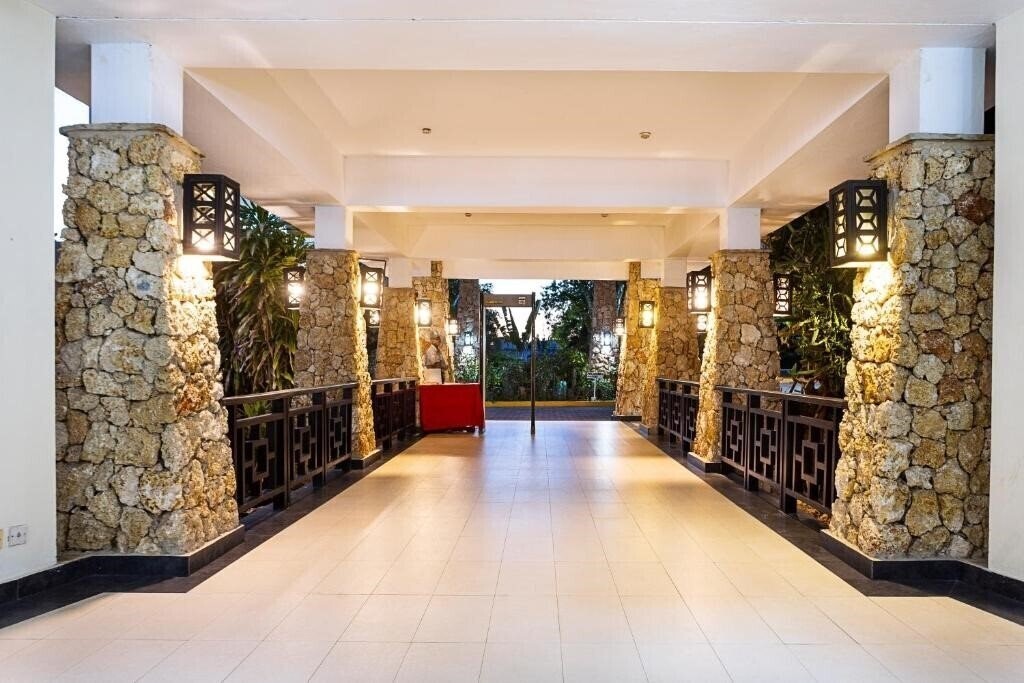 Фотография Continental Beach Resort 4*