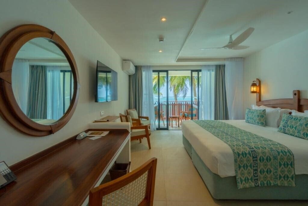 Картинка Voyager Beach Resort 4*