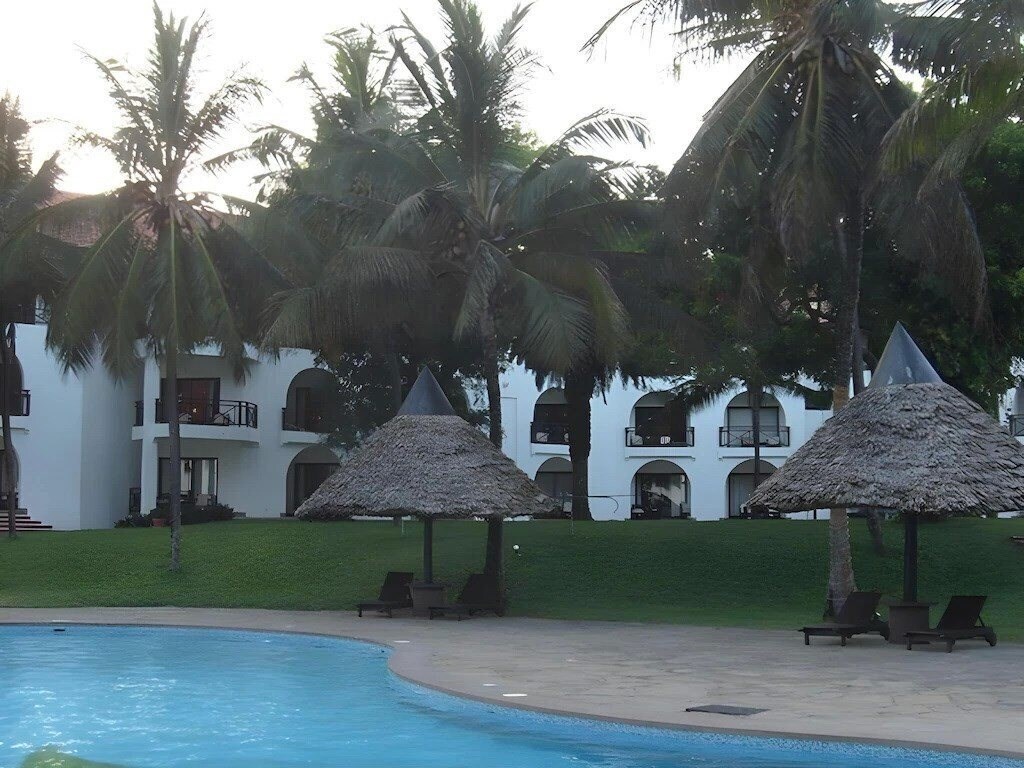 Фотография Nyali Sun Africa Beach Hotel & SPA 3*