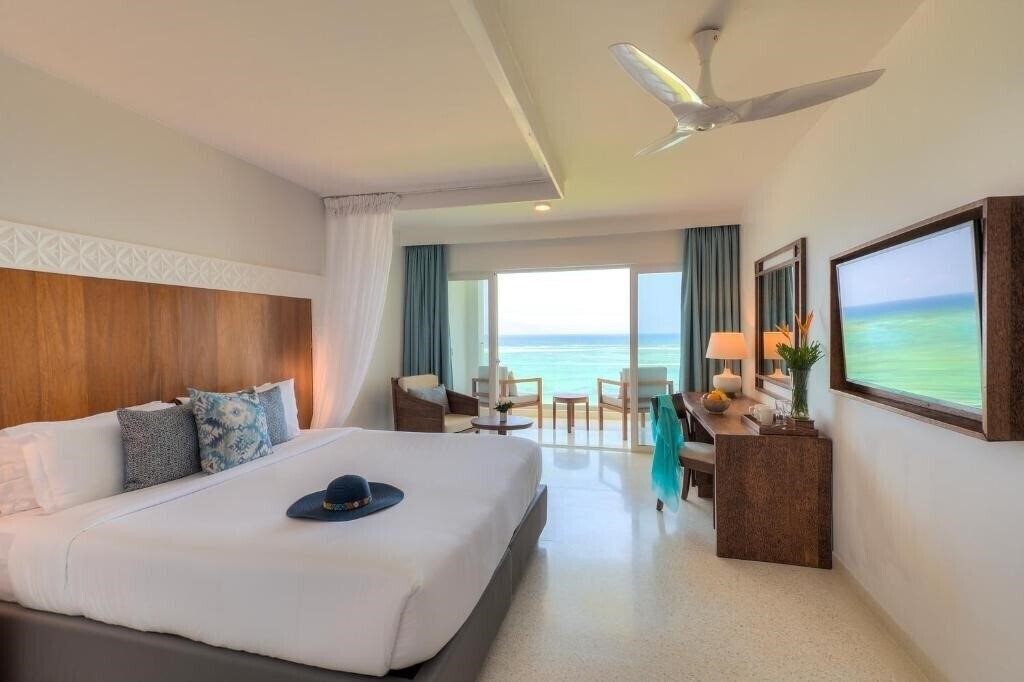 Готель Diamonds Leisure Beach & Golf Resort 4*