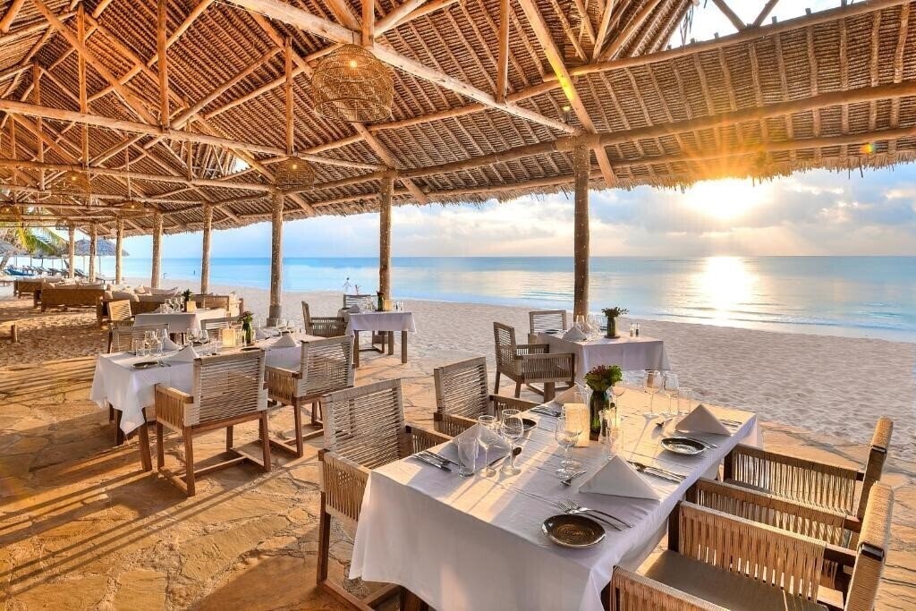 Фото Diamonds Leisure Beach & Golf Resort 4*