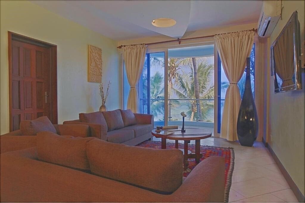 Фотография Cowrie Shell Beach Apartments Mombasa 5*