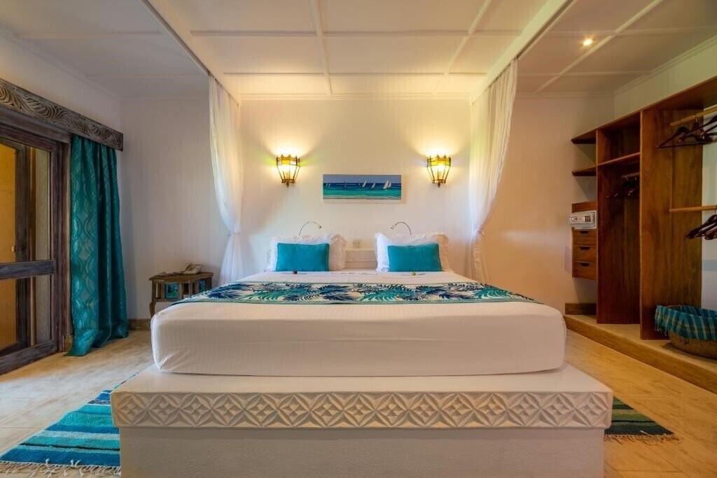 Зображення Nomad Beach Resort 5*