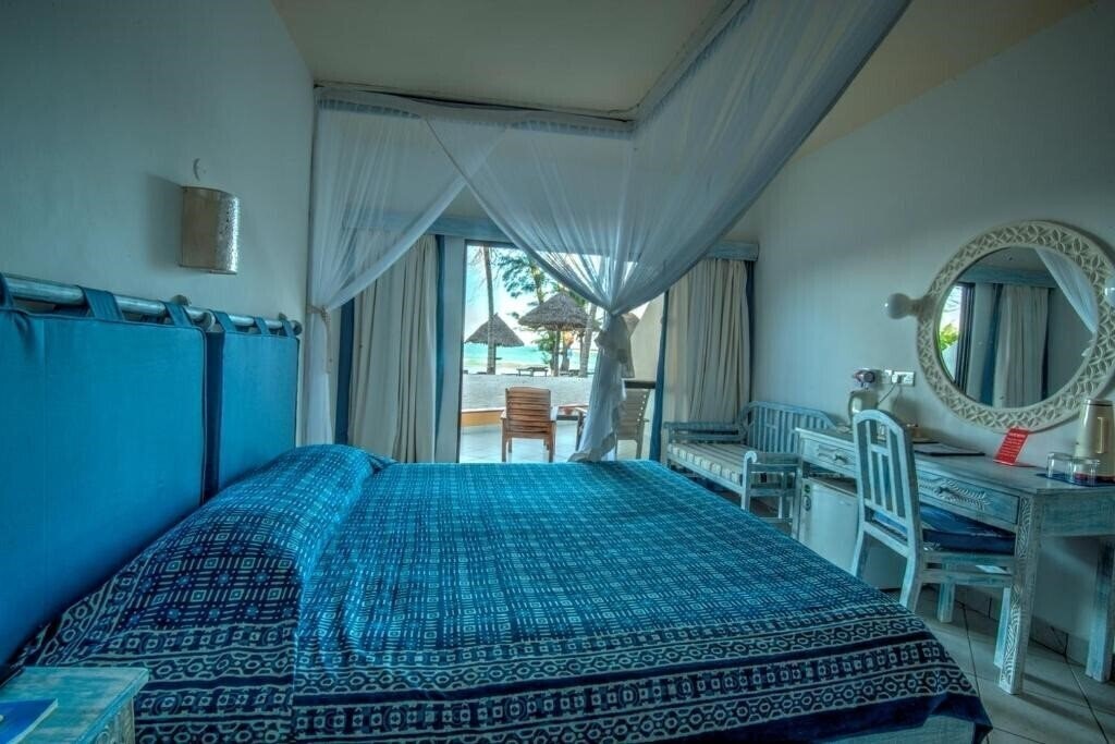 Фото Turtle Bay Beach Club 3*