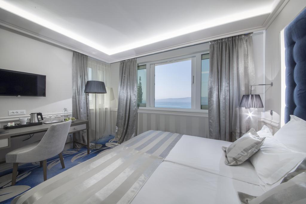 Готель Grand Hotel Slavia 4*