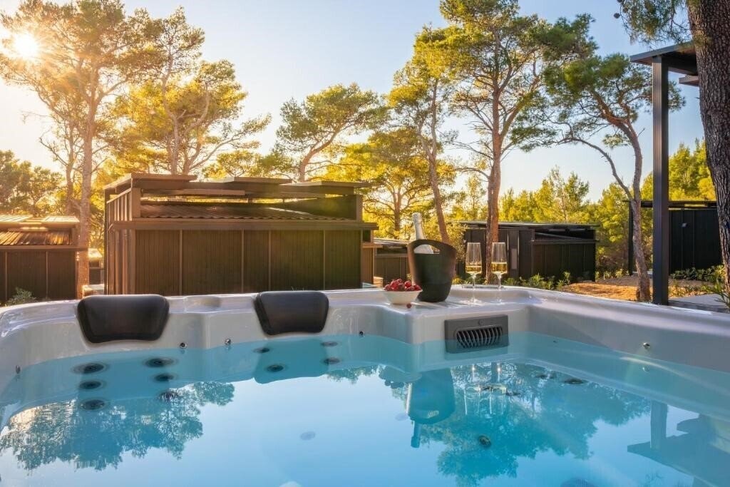 Отель Pinadria Camping Resort 4*
