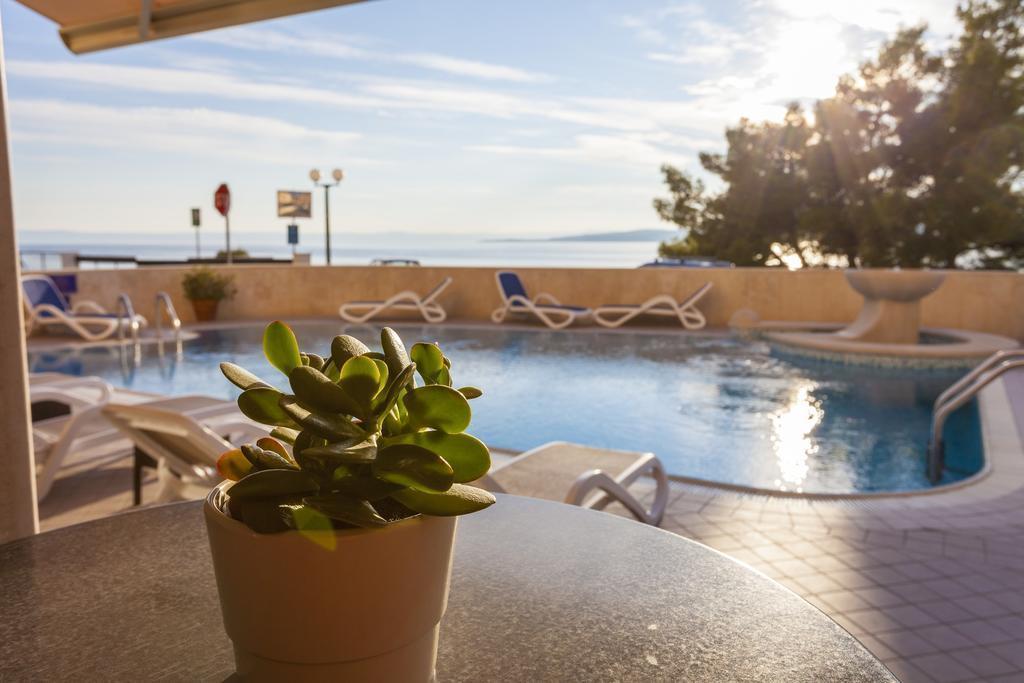 Фото Aparthotel Milenij Baska Voda 4*