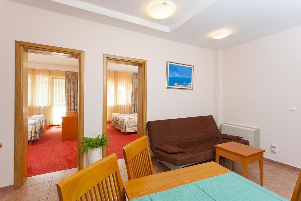 Изображение Aparthotel Milenij Baska Voda 4*