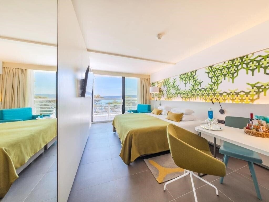 Фото Bluesun Hotel Berulia 4*